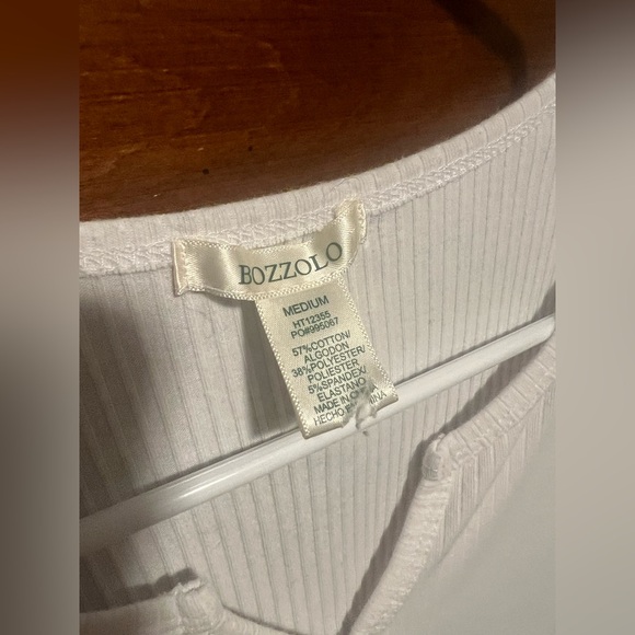 Bozzolo White Ribbed Button-Front Crop Top - Picture 3 of 3